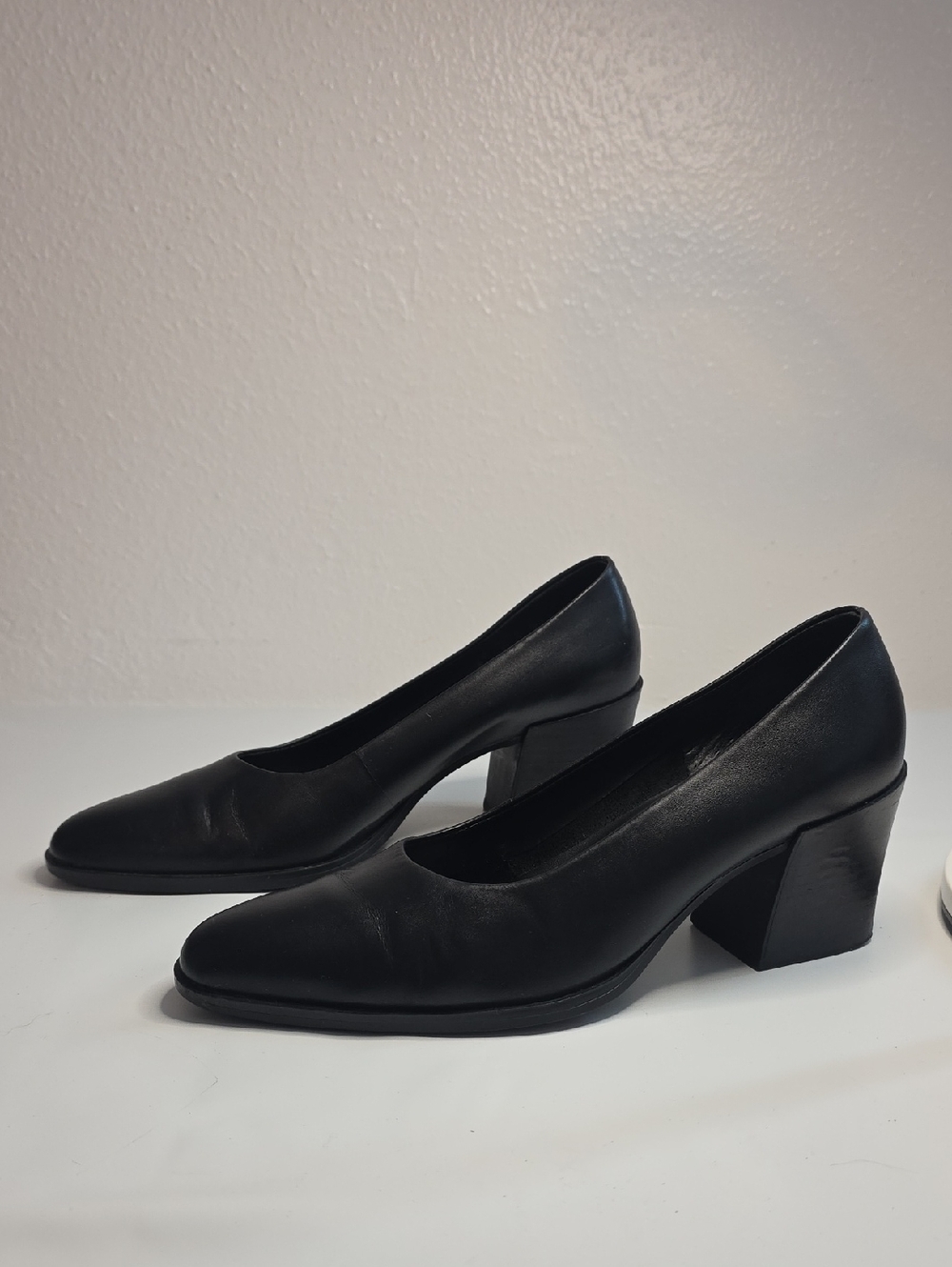 Hillard & Hanson Chunky Heel Vtg 90s Leather In Very Nice Condition Ladies 7.5